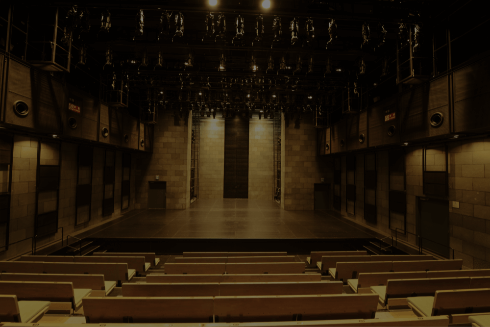 シアタートラム（小劇場）